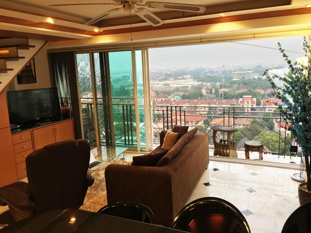 Appartamento Penthouse Galare Thong Tower Chiang Mai Esterno foto